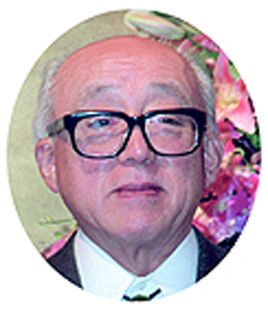 鲇川哲也